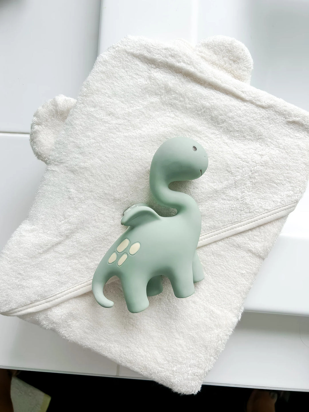 Diplo the Dino-Dragon Teether - Winnie Parkes