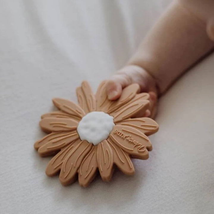 Woven Kids Silicone Daisy Teether - Assorted - kateinglishdesigns
